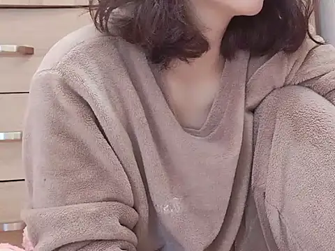 Pink cream online show from 03-01-25, 12:50