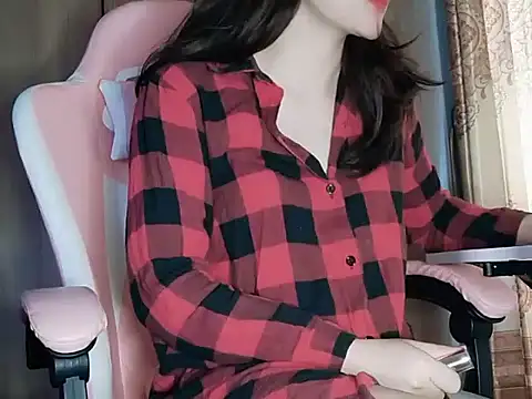 Pink cream online show from 12-14-25, 01:11