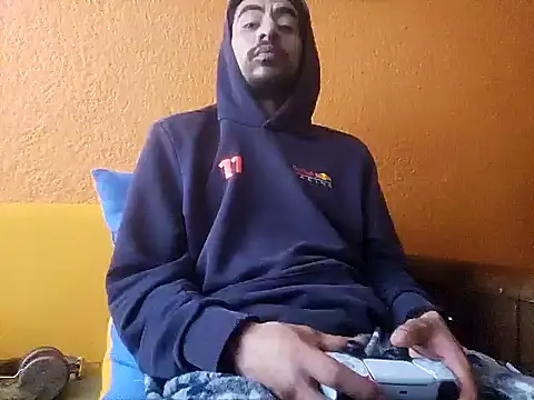 Snapshot of Angel_Coronel chatting on 01-29-25, 08:35 Angel Coronel online show from 01-29-25, 08:35