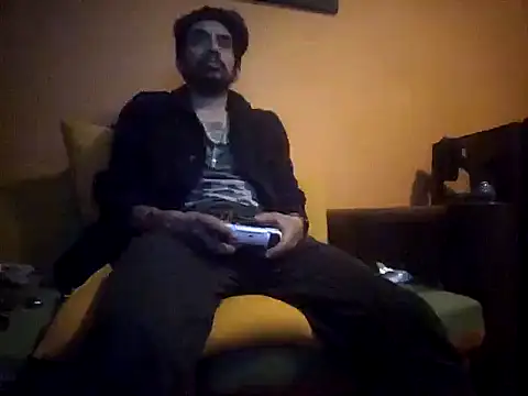 Snapshot of Angel_Coronel chatting on 02-06-25, 05:14 Angel Coronel online show from 02-06-25, 05:14
