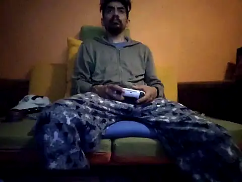 Snapshot of Angel_Coronel chatting on 02-19-25, 03:39 Angel Coronel online show from 02-19-25, 03:39