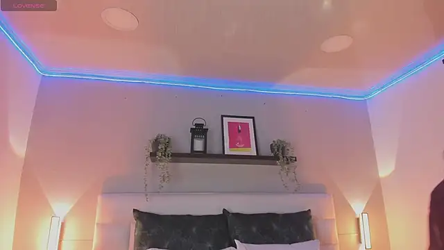 sofi bakerr online show from 04-01-26, 12:06