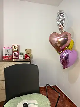 DaryRos online show from 12-17-24, 10:43