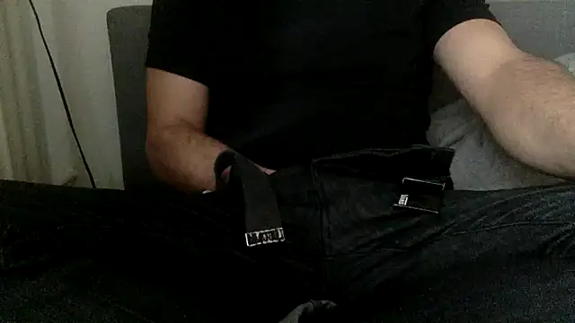 Snapshot of ___dude____ chatting on 10-30-25, 08:05 dude online show from 10-30-25, 08:05