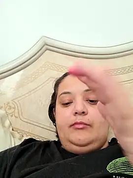 sarahhh1987 online show from 10-29-25, 06:15