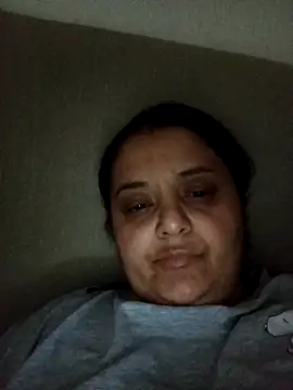 sarahhh1987 online show from 04-14-26, 09:43