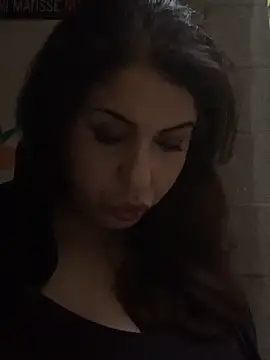 Snapshot of holyeroticss chatting on 10-22-25, 10:20 holyeroticss online show from 10-22-25, 10:20