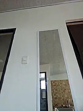 Snapshot of mmmVirginia chatting on 12-18-25, 03:40 mmmVirginia online show from 12-18-25, 03:40