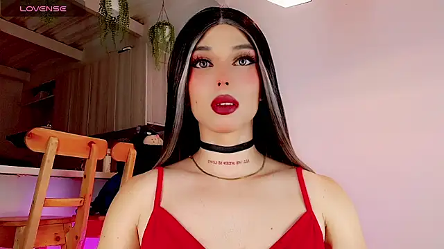 Snapshot of Marian_LV chatting on 02-28-25, 06:21 Marian LV online show from 02-28-25, 06:21