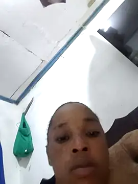 Pretty-sassy online show from 11-24-25, 07:57