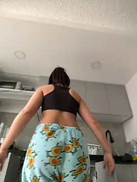 Snapshot of Salome_golvert chatting on 09-14-25, 04:06 Salome golvert online show from 09-14-25, 04:06