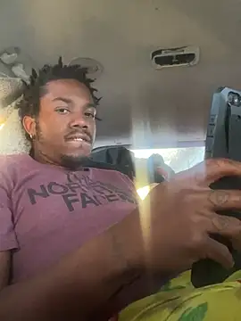 Snapshot of SlimeCrownzOut5 chatting on 12-20-24, 02:16 SlimeCrownzOut5 online show from 12-20-24, 02:16