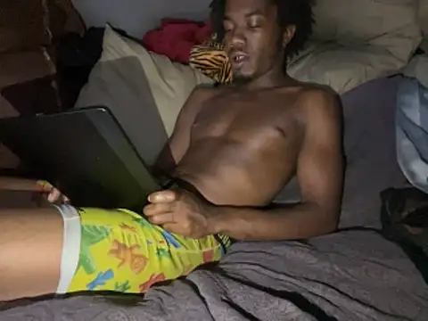 Snapshot of SlimeCrownzOut5 chatting on 11-07-25, 07:41 SlimeCrownzOut5 online show from 11-07-25, 07:41