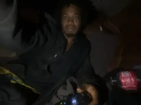 Snapshot of SlimeCrownzOut5 chatting on 11-26-25, 11:22 SlimeCrownzOut5 online show from 11-26-25, 11:22