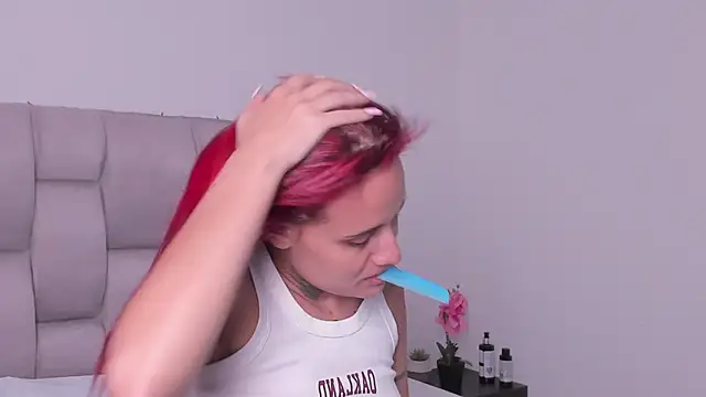 Susan-Sweet-7 online show from 03-15-25, 08:21