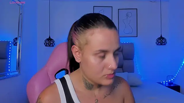 Susan-Sweet-7 online show from 02-13-26, 08:16