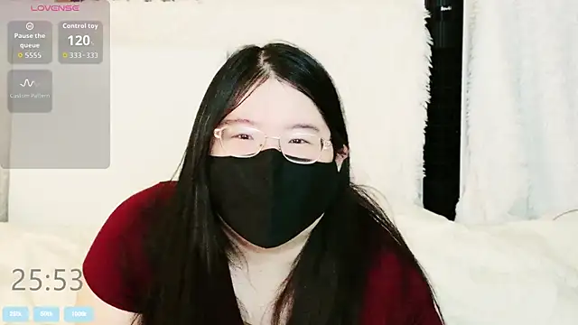 Snapshot of Kara-Nuna chatting on 07-03-26, 01:56 Kara-Nuna online show from 07-03-26, 01:56