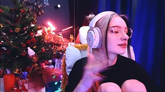 Avi Nile online show from 12-16-24, 02:04