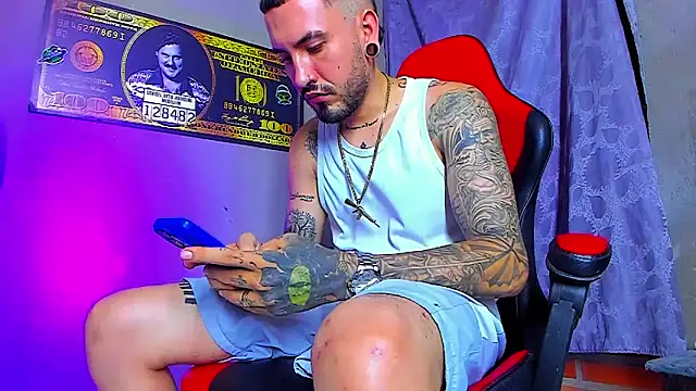 smoker445 online show from 11-11-25, 05:18