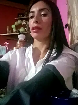 Snapshot of Chicavixy chatting on 03-15-25, 04:35 Chicavixy online show from 03-15-25, 04:35