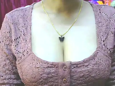 Snapshot of ishmita99 chatting on 02-01-25, 05:49 ishmita99 online show from 02-01-25, 05:49