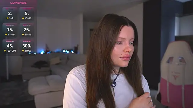 Snapshot of Your_Sweet_Julia chatting on 03-23-26, 05:33 Your Sweet Julia online show from 03-23-26, 05:33