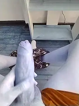 Snapshot of Efhesa6x chatting on 09-13-25, 10:09 Efhesa6x online show from 09-13-25, 10:09