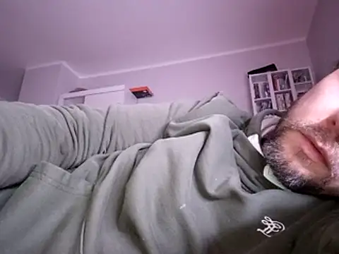 Snapshot of larsgessner30 chatting on 01-14-26, 11:42 larsgessner30 online show from 01-14-26, 11:42