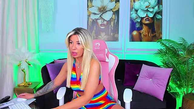 TheBaeWatch online show from 09-21-25, 04:03