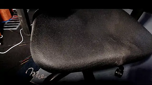 stratos009 online show from 02-23-25, 05:45