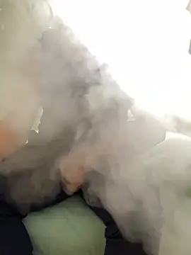 FumesClouds online show from 12-18-24, 10:13