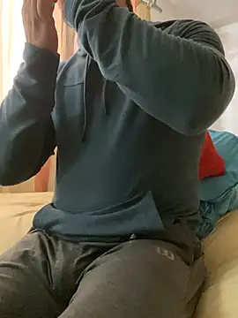 FumesClouds online show from 12-26-24, 11:13