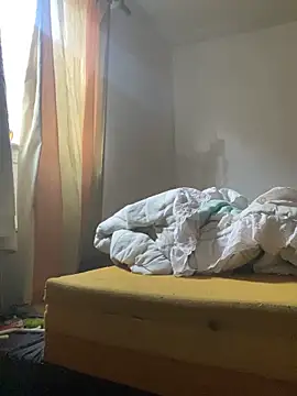 FumesClouds online show from 11-06-25, 05:36