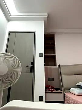 palzkybi123 online show from 09-14-25, 03:11