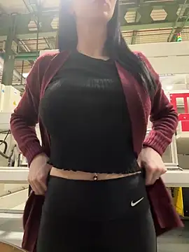 hrnxyygirl online show from 12-17-24, 02:55