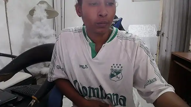 yohatinelly07 online show from 11-27-25, 08:00