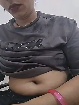 Snapshot of Simaran_bhabhi chatting on 06-20-26, 11:51 Simaran bhabhi online show from 06-20-26, 11:51