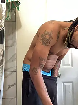 1BeautyN1Beast online show from 12-08-24, 05:33