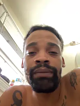 1BeautyN1Beast online show from 12-11-24, 03:15