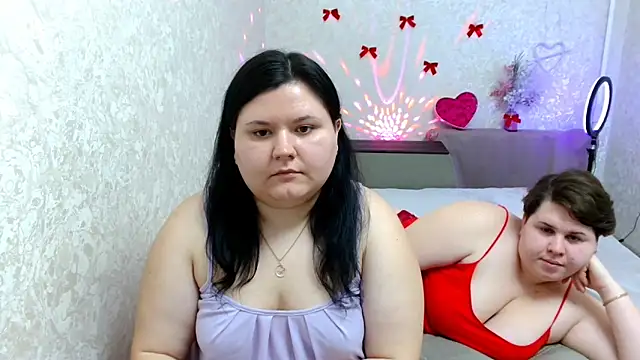 BeckyAndHellen online show from 02-11-25, 01:20