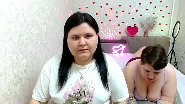 BeckyAndHellen online show from 02-27-25, 12:23