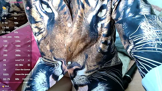 RoseStarr online show from 09-18-25, 07:05