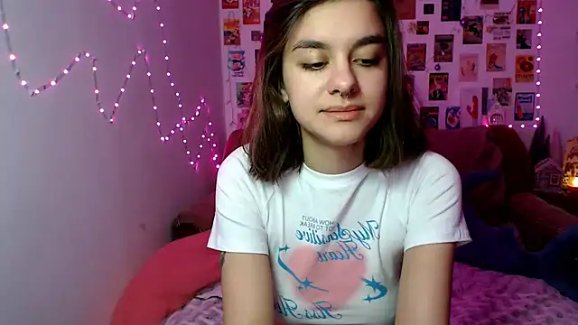 Snapshot of Celine_Dionn chatting on 12-08-24, 01:58 Celine Dionn online show from 12-08-24, 01:58