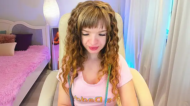 Snapshot of Eva_Rosec chatting on 02-07-25, 07:07 Eva Rosec online show from 02-07-25, 07:07