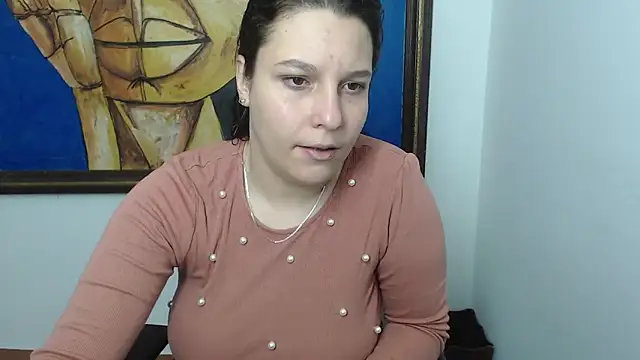 Snapshot of alexia_87 chatting on 03-12-26, 11:44 alexia 87 online show from 03-12-26, 11:44