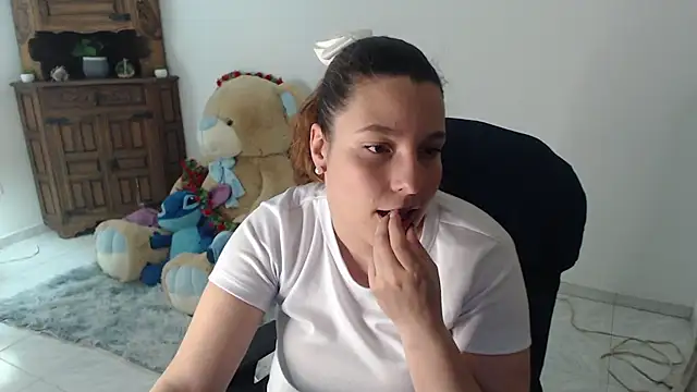 alexia 87 online show from 07-31-26, 11:59