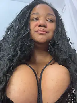 Snapshot of SweetLizzyBBW chatting on 05-30-26, 03:14 SweetLizzyBBW online show from 05-30-26, 03:14