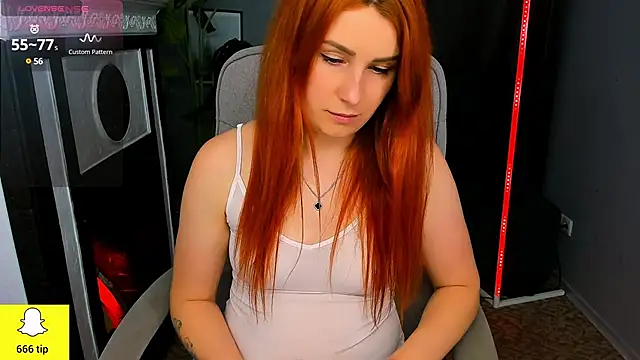 YrKiraXO online show from 02-21-25, 10:07