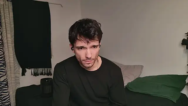 Snapshot of JackDesFeux chatting on 12-05-25, 12:30 JackDesFeux online show from 12-05-25, 12:30