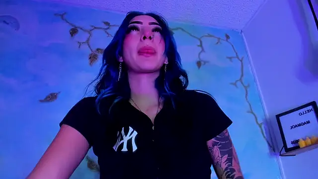 SaturnooStonee online show from 04-02-26, 02:31